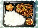 四川風鶏肉弁当（張記中華食堂）