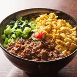 素肉飯(スーローハン)三色丼 Su Rou Rice Three Colored Rice Bowl（ゆめ庵）