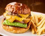 DOUBLE CHEESE BURGER（CHUNK BURGER STAND）