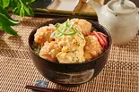 タルタル鶏から丼（絶品ラー油つけそば 侍空 蕨中央）