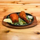 タンドリーチキン2P/Tandoori Chicken 2Pcs（サムジャナ キッチン＆バー）