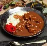 お肉2倍！牛すじ煮込みカレー（牛煮込みカレー専門店 Kamata Curry）