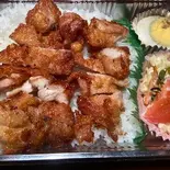 唐揚げ丼（中華居酒屋 上海厨房）