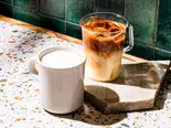 オーツミルクラテ Oat Milk Latte（Aubrey House 渋谷神南店(オーブリーハウス)）