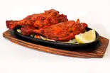 タンドリーチキン2P（JUCTION NAMBA INDIAN AND NEPALI RESTAURANT）