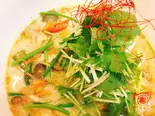 グリーンカレーラーメン（パクチリ）