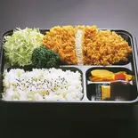 ロースかつ弁当（うまい館 中央店）