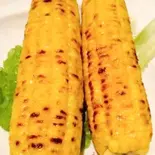焼きトウモロコシ一本(烤玉米一根)(台湾無骨香脆鶏柳)