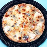 【3】クワトロフォルマッジピザ(Quattro formaggi)（KebabPizza＆indiancurry）