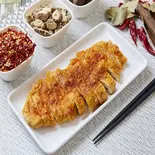 台湾フライドチキン(1個)台湾炸鸡排 Taiwan’s Fried Chicken (1 Piece)（麻辣香鍋＆過橋米线専門店 上野店）