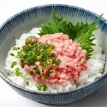マグロネギトロ丼(海鮮丼、焼き鳥、唐揚げ専門店 大越)