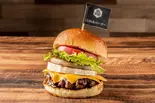 ダブルチーズバーガー（淡路島バーガー 大阪難波店）