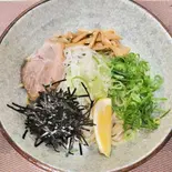 塩レモンまぜそば 並盛（麺酒場 凜々亭）