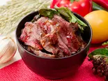 TV放送された!(並・牛ハラミ約100g)やわらか牛ハラミ丼(ハラミ・ローストビーフ丼 ハラミと米 名古屋東新町店)