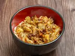 炭火焼き鶏ハラミ丼（月島鰻スタミナ丼 玄）