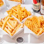 シンプルポテト 3種盛（クラフトポテト専門店 POTALU）