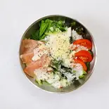 半熟卵のシーザーサラダ(麺や 日木うどん 大通店)