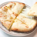 チーズナン（ASIAN DINING＆BAR NAMASTE 武蔵新田店）
