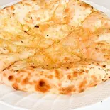 チーズナン Chesee  Nan（本格インド料理 マンディル）