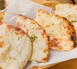 チーズナンCheese Naan(S96)(シンドール)