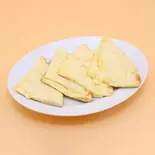 チーズナン Cheese Naan(ヒマンス HIMANSU Indian Restaurant and Bar)