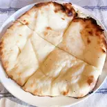チーズナン Cheese Naan（DAS Biryani House）