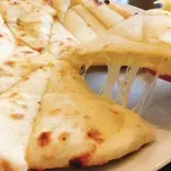 チーズナン（インドネパール料理AASIMA RESTAURANT＆BAR）