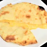 Cheese Naan/チーズナン（SALASA）