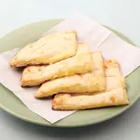 チーズナン(インド料理フルバリイオンモール座間店)