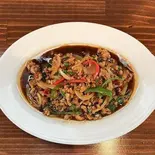 55.鶏肉のタイバジル炒め Stir fried chicken with thai basil（タイ国料理ベンジャロン）