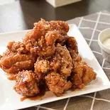 ヤンニョムチキン Spicy sauce chicken 양념치킨(韓国チキン専門店 NanDak)
