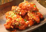ヤンニョムチキン(骨なし)6個(韓国料理 トンマッコル 上野店)