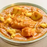 豚トントロチーズカレー/Buta tontoro cheese curry（デュセニ村722）