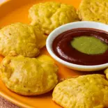 ナスパコラ Nasu Pakora(5P)（【1日500食売れる本場カレー】トップスパイス Top Spice 高田馬場店）