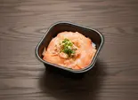 鮭トロとサーモン丼（おおぞら丼丸東四つ木店）