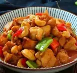 鶏肉とカシューナッツ炒める（旺華楼）