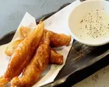 鶏皮餃子（つくねやダイニング）