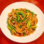 ニンニク芽と豚肉炒め（美香苑 (ビコウエン)）