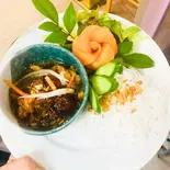 ハノイの焼肉ビーフン（LONG DEN RESTAURANT）
