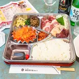 ホルモンミックス弁当（[個室焼肉]梅田明月館 十三店）