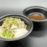 温玉肉つけ讃岐うどん（肉つけうどんと丼ぶりの店 八雲）