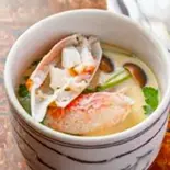 ズワイガニ入り茶わん蒸（寿司割烹山水）