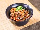 黒毛和牛焼肉丼 Black Wagyu Yakiniku Bowl（神戸長田牛すじ専門店 すじ福）
