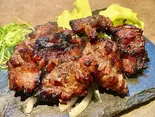 カルビ100g（[こだわりの炭火炙り]ハラミ＆カルビ丼 一牛）