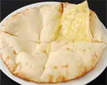 チーズナン Cheese Naan（ASIAN RESTAURANT TARAKHOLA KOSELI）