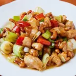 若鶏とカシューナッツの甘味噌炒めChicken and Cashew Nut Stir Fry with Sweet and Hot Miso(四川麻辣火鍋 天府 関内店)