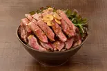 【肉2倍】サーロインステーキ丼(300g) Double Sirloin Steak Bowl(肉テロ!肉たらしくてぎゅう 川崎店)