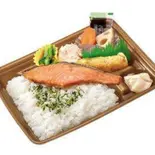 シャケ弁当（本家かまどや サニーコート日暮店）