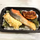 シャケ弁当（りょうちゃん弁当）