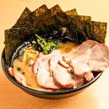 のり増しチャーシュー麵 Braised pork noodles with + seaweed（らーめん一二三家(和田町一二三家製麺)）
